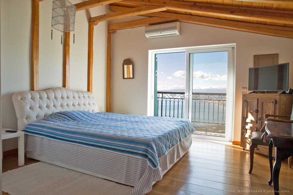 Villa Mos Каламата Экстерьер фото