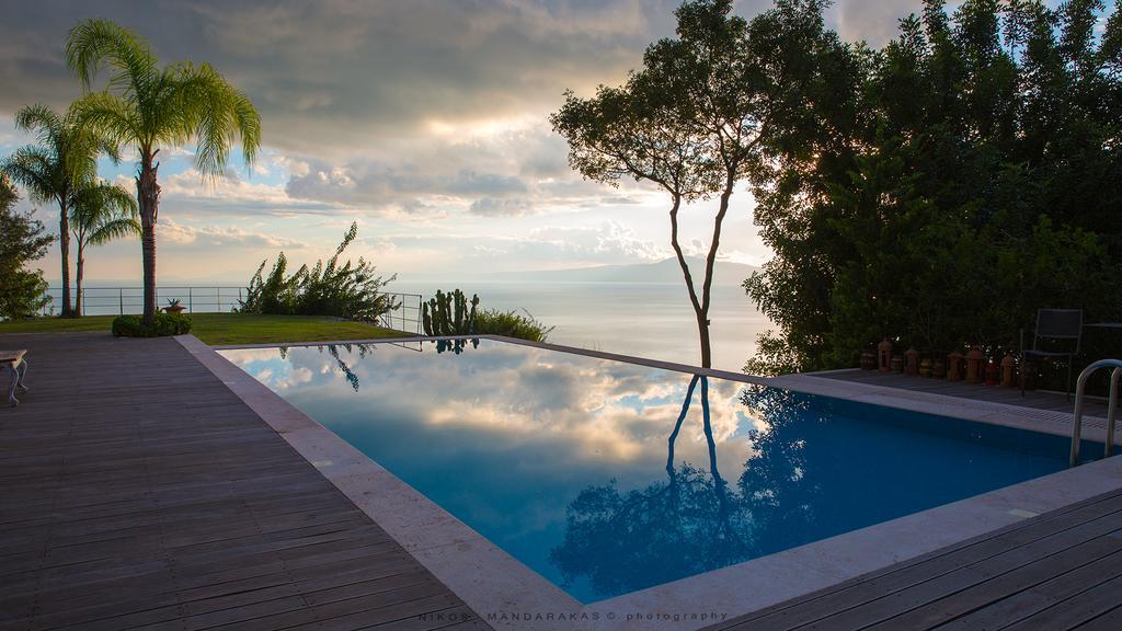 Villa Mos Каламата Экстерьер фото